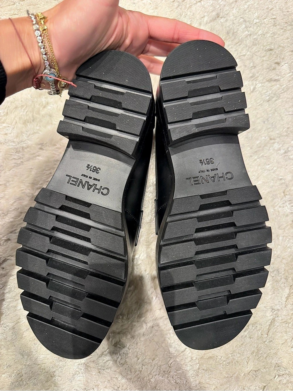 CHANEL CC-mark Loafers in Black Like New - Picture 4 of 5